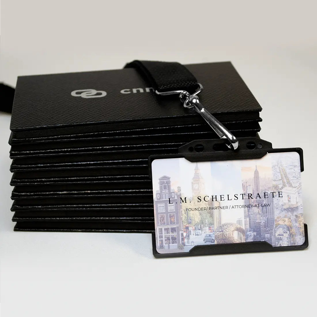 Cnnect NFC visitekaart met zakelijk ontwerp